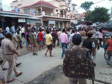 बरेली: कांवड़ यात्रा निकालने को लेकर दो समुदायों में विवाद, मौके पर फोर्स तैनात