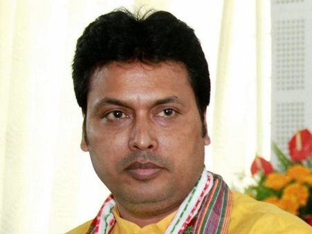 त्रिपुरा के सीएम बिप्लब कुमार देब के जन्मस्थान को लेकर विकिपीडिया पेज में 37 बार बदलाव, मचा हंगामा