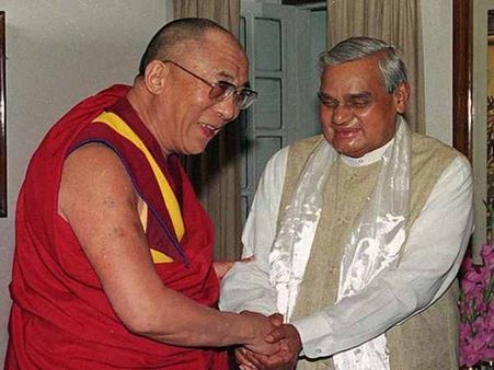 दलाईलामा ने अटल जी के निधन पर जताया शोक, कहा-मैने खो दिया अपना मित्र
