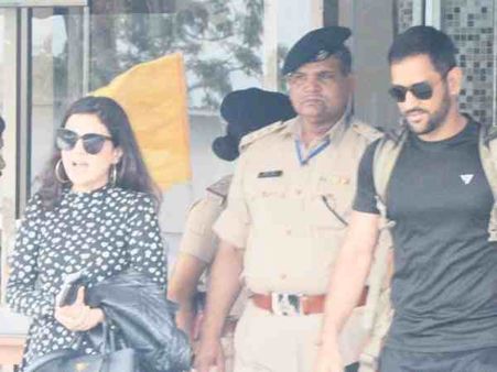 विज्ञापन की शूटिंग के लिए शिमला पहुंचे महेंद्र सिंह धोनी, युवाओं को नशे के खिलाफ करेंगे प्रेरित