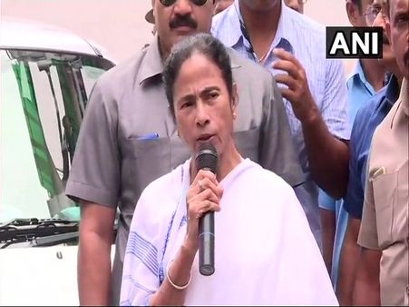 विधानसभा में सोमनाथ दा को सर्वोच्च राजकीय सम्मान दिया जाएगा: ममता बनर्जी