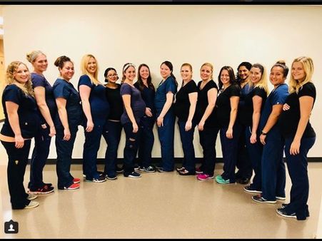 संयोग! अमेरिका के एक अस्पताल में ICU की 16 नर्स एक साथ हुईं गर्भवती