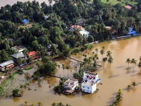 Kerala floods: UAE के राजदूत ने कहा- अब तक नहीं किया 700 करोड़ की मदद का आधिकारिक ऐलान