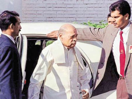 जब नौकरशाही से आजिज पीवी नरसिम्‍हा राव ने यूके से पूछा, 'कैसे काम करता है आपका पीएमओ'