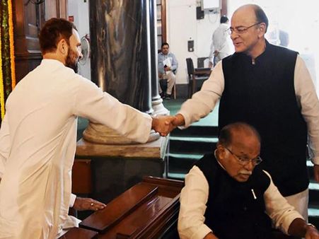 राहुल ने जेटली को याद दिलाई राफेल पर JPC की डेडलाइन , कहा- सिर्फ 6 घंटे बचे हैं