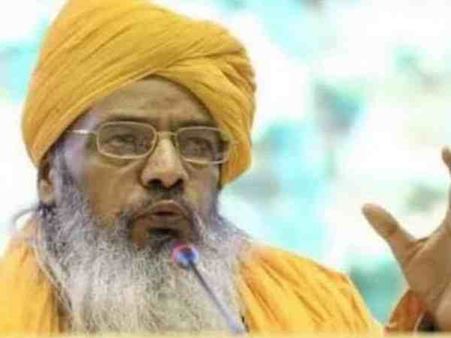 'मुसलमान वह नहीं है जो टोपी और दाढ़ी रखे या आतंकवाद से जुड़ा हो'