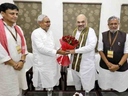 ABP C-Voter सर्वे: बिहार में मौजूदा NDA नहीं टूटा तो जीत सकता है 31 सीट