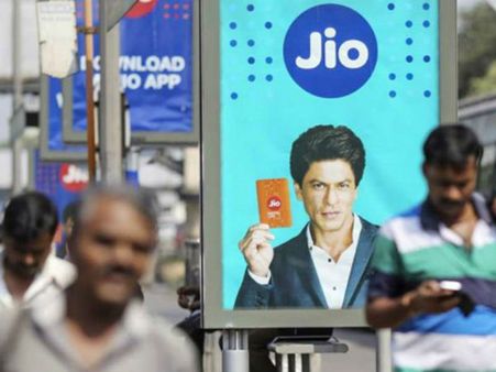Jio का धमाकेदार ऑफर, 5 रुपए में चॉकलेट खाकर पाएं 1GB डेटा बिल्कुल FREE