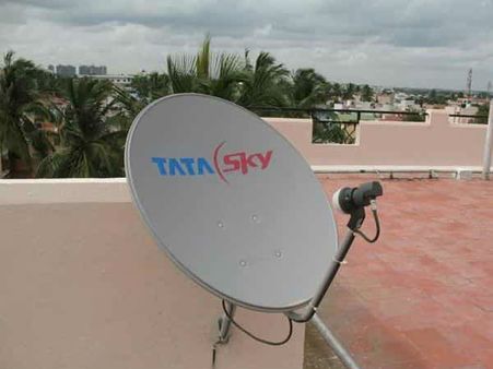 Tata Sky यूजर्स के लिए बुरी खबर,नहीं देख पाएंगे आज तक,सोनी समेत 27 बड़े चैनल