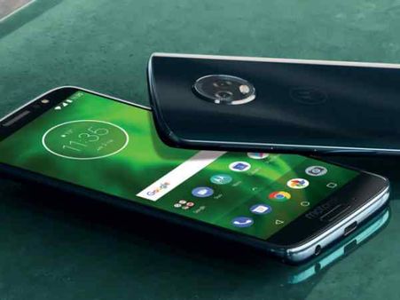 Moto G6 Plus: सिर्फ 15 मिनट चार्ज करने पर 7 घंटा चलेगी बैटरी