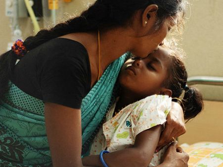 6 साल की विनीश्री को है थैलीसिमिया, बोन मैरो ट्रांस्प्लांट के लिए नहीं है पैसे, कीजिए मदद