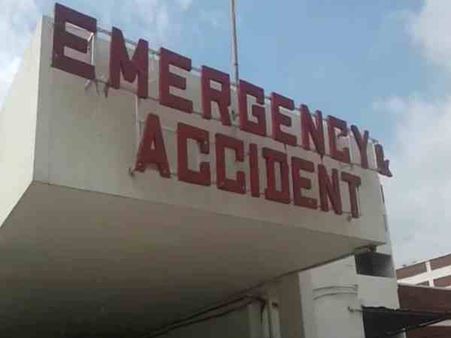 यूपी: सीनियर की प्रताड़ना से तंग आकर जूनियर डॉक्टर ने खुद को लगाया जहरीला इंजेक्शन