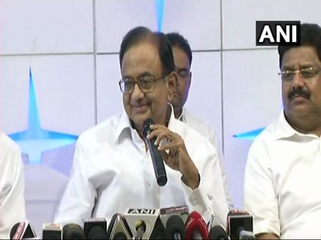 राफेल डील पर चिदंबरम ने उठाए सवाल, विमान को इतनी जल्दबाजी में खरीदने की क्या जरूरत थी?
