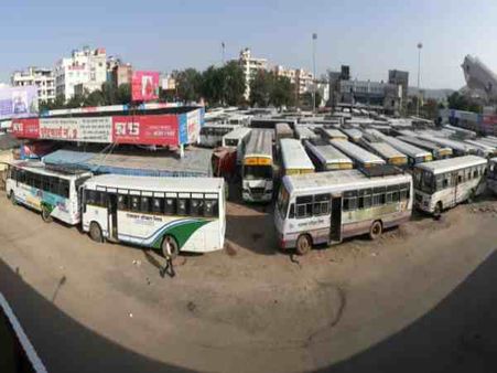 राजस्थान: अपनी मांग को लेकर अड़े रोडवेज कर्मचारियों ने जारी रखी हड़ताल, मुश्किल में फंसे लाखों यात्री