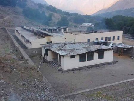 पाकिस्‍तान के गि‍लगित में फिर से 14 स्‍कूलों को लगाई गई आग, स्‍थानीय नागरिकों का शक सेना पर 