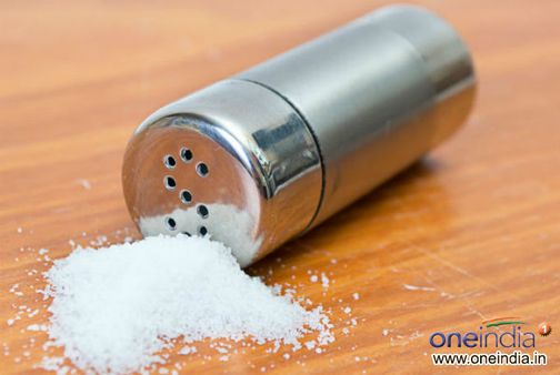 कहीं आप भी तो नहीं खाते ज्यादा नमक, जानलेवा है इस मात्रा से ज्यादा नमक