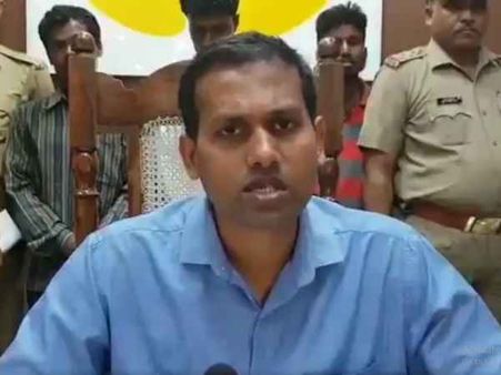 यूपी: मथुरा में पकड़े गए 8 बांग्लादेशी नागरिक, 3 सिम भी मिले