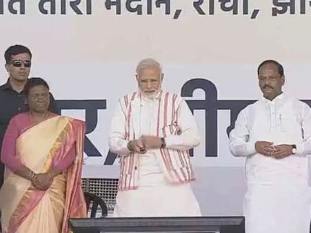 दुनिया की सबसे बड़ी हेल्थ स्कीम आयुष्मान भारत का PM ने किया शुभारंभ