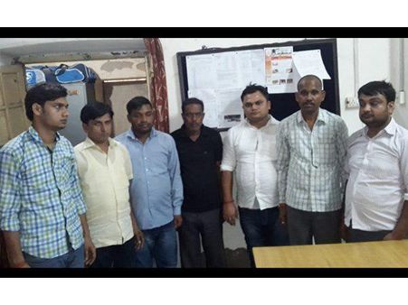 लखनऊ: रेलवे में नौकरी लगवाने के नाम पर ठगी करने वाले 7 जालसाजों को STF ने किया गिरफ्तार