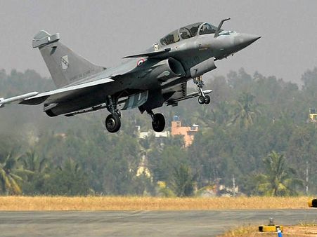 राफेल डील के लिए रिलायंस को स्वतंत्र रूप से चुना गया- दसॉल्ट