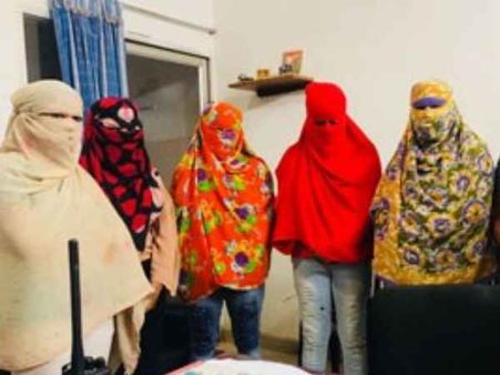 सेक्स रैकेट: बड़े शहरों से लड़कियां बुलाकर वाट्सअप से की जाती थी बुकिंग