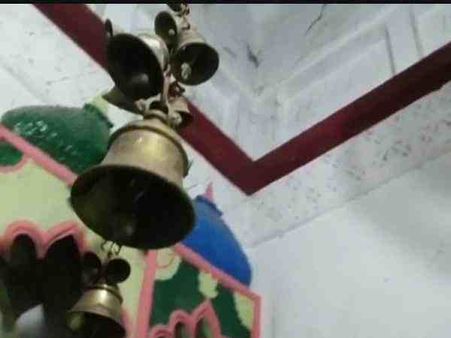 यूपी: मंदिर में दो घंटे घूमता रहा घंटा, क्या इसके पीछे है कोई शक्ति या विज्ञान?