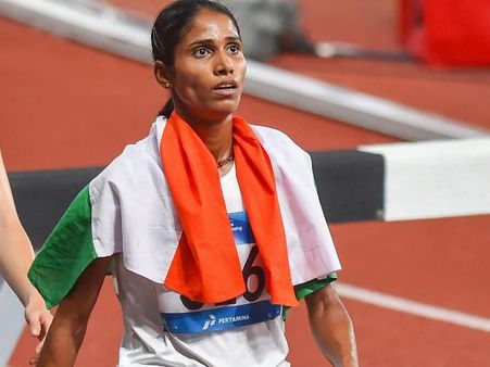 सीएम योगी से बोली गोल्ड मेडल विजेता खिलाड़ी, 'इनाम के 30 लाख रुपए वापस ले लो, नौकरी दे दो'