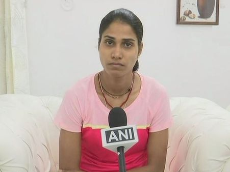 'सीएम योगी से नौकरी की मांग' पर गोल्ड मेडल विजेता खिलाड़ी ने कही ये बात