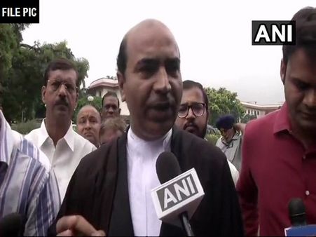 विवेक तिवारी मामले में 'हिंदू की हत्या' ट्वीट पर घिरे केजरीवाल, भाजपा नेता ने दर्ज कराई शिकायत