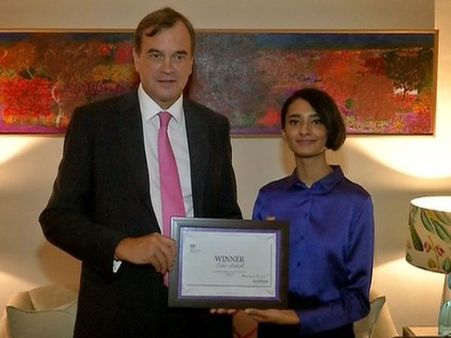 अपने 'कमाल' से 24 घंटे के लिए भारत में ब्रिटेन की राजदूत बनीं ईशा