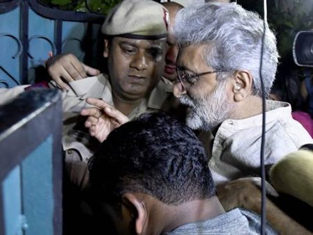 भीमा कोरेगांव: एक्टिविस्ट गौतम नवलखा के हाउस अरेस्ट को हाईकोर्ट ने किया खत्म