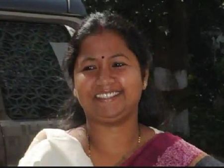 झारखंड: पूर्व सीएम मधु कोड़ा की पत्नी गीता कोड़ा कांग्रेस में शामिल, लड़ सकती हैं लोकसभा चुनाव