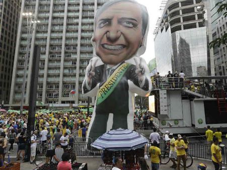 ब्राजील में आर्मी कैप्‍टन रहे जैर बोलसोनारो बने राष्‍ट्रपति, डोनाल्‍ड ट्रंप से तुलना कर रहे विपक्षी