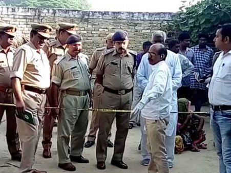 यूपी: घर से बेटी को अगवा कर ले गए बदमाश, बचाने आये पिता की कर दी हत्या
