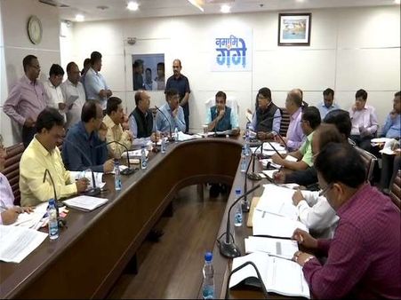 नितिन गडकरी का बड़ा ऐलान- मार्च 2019 से पहले 80 फीसदी साफ हो जाएगी गंगा
