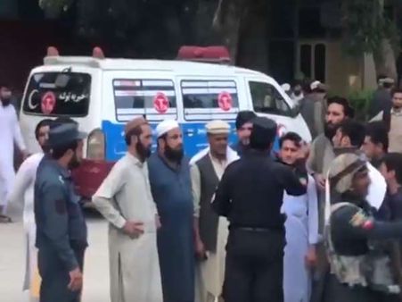 अफगानिस्तान: चुनावी रैली में आत्मघाती हमला, 13 की मौत, 30 घायल