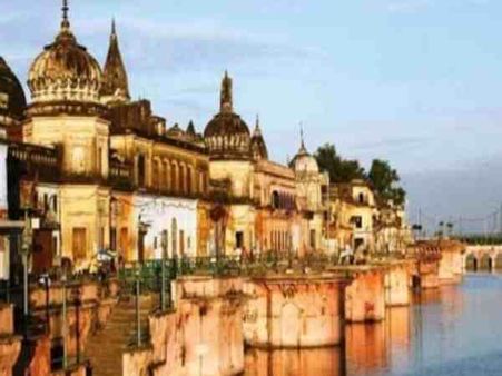 यूपी: अयोध्या में दीपोत्सव के लिए यहां तैयार हो रहे हैं लाखोंं दिए, जानिए कितना लगेगा तेल