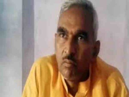 यूपी: बिजली का पैसा मांगने गए अधिकारियों से विधायक ने की बदसलूकी, धरने पर बैठे कर्मचारी