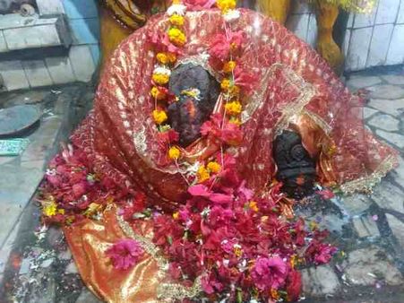 यूपी: इस मंदिर के निर्माण का इतिहास है अद्भुत, आखिर क्यों खुदाई करते वक्त बहने लगी थी खून की धार?