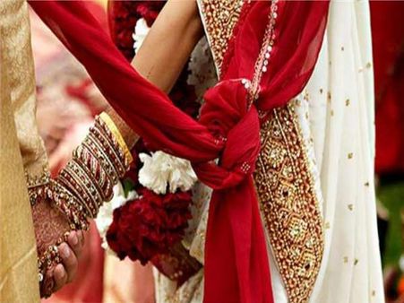 लुटेरी दुल्हन' की करतूत: पति को दूध में नशीला पदार्थ पिलाया, फिर पैसे-जेवर लेकर हुई फरार