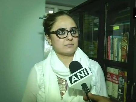 कठुआ गैंगरेप: पीड़ित परिवार ने वकील दीपिका राजावत को केस से हटाया