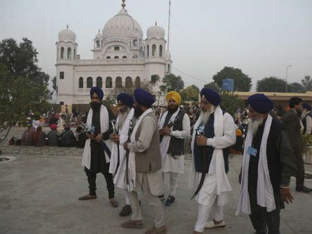 करतारपुर साहिब जाने के लिए दूसरे चरण में लगेगा वीजा, पहले चरण में भी ठहरने के लिए लेना होगा परमिट