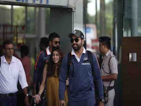 लखनऊ के लजीज जायके के मुरीद हुए ये क्रिकेटर्स, किसी को बिरयानी तो किसी को भा गया कबाब