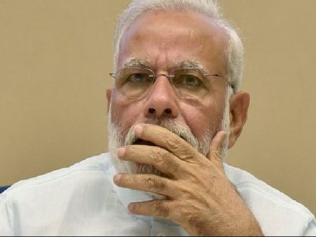 मोदी सरकार ने पहली बार माना, नोटबंटी से किसानों को हुआ बड़ा नुकसान: रिपोर्ट