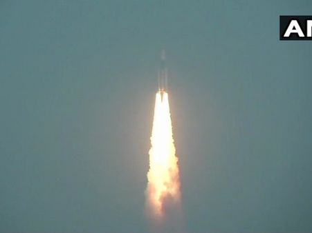 इसरो को अंतरिक्ष में बड़ी सफलता, संचार सैटेलाइट GSAT-29 लॉन्च