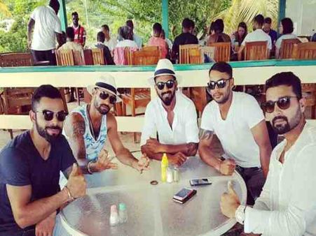 विराट कोहली की टीम को खाना खिलाने के लिए कानपुर से लखनऊ पहुंचा ये बावर्ची