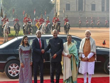 चीन को नजरअंदाज कर, मालदीव के राष्‍ट्रपति पहली विदेश यात्रा पर पहुंचे नई दिल्‍ली