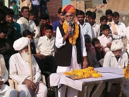 कर्ज में डूबे किसान ने बिना प्रचार के जीता विधानसभा चुनाव, जनता ने चंदा इकट्ठा कर लड़वाया चुनाव