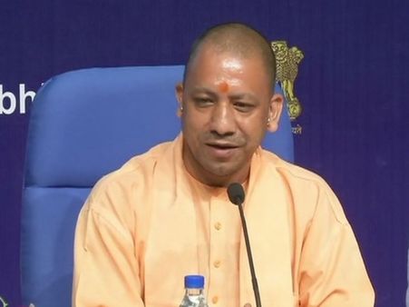 कानून-व्यवस्था को लेकर यूपी के सीएम योगी आदित्यनाथ ने बुलाई उच्चस्तरीय बैठक