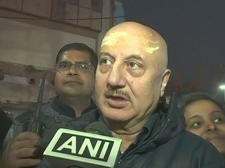 सिनेमा टिकटों पर GST कम होने से खुश हुआ बॉलीवुड, दिया पीएम मोदी को धन्यवाद